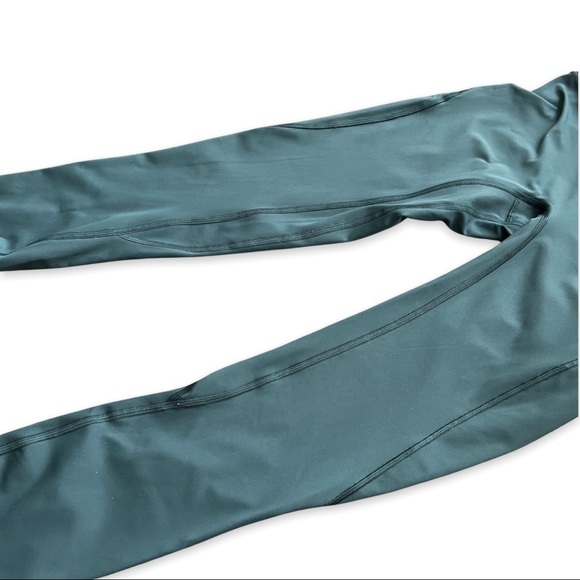 Lululemon Women’s Run The Day 7/8 High-Rise Tights 25” - Submarine/Black -Size 4 - Picture 6 of 7